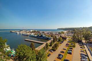 Отель Courtyard by Marriott Gdynia Waterfront Гдыня Улучшенный номер с кроватью размера "king-size" и видом на гавань-3